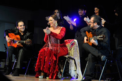 Marina Heredia con su grupo flamenco